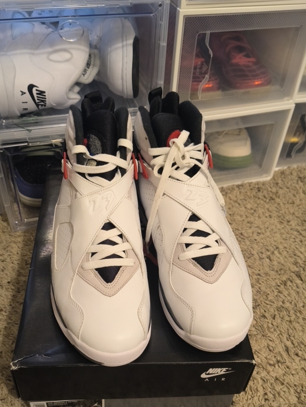 Nike Men’s White Sneakers with Black and Red Details